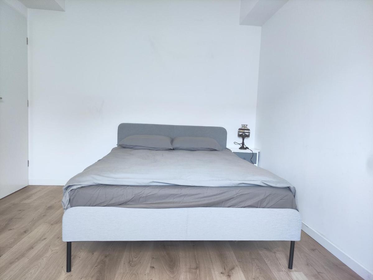 Cozy Sunshine Apartment With Balcony 4 Persons Max Ivry-sur-Seine Exteriör bild